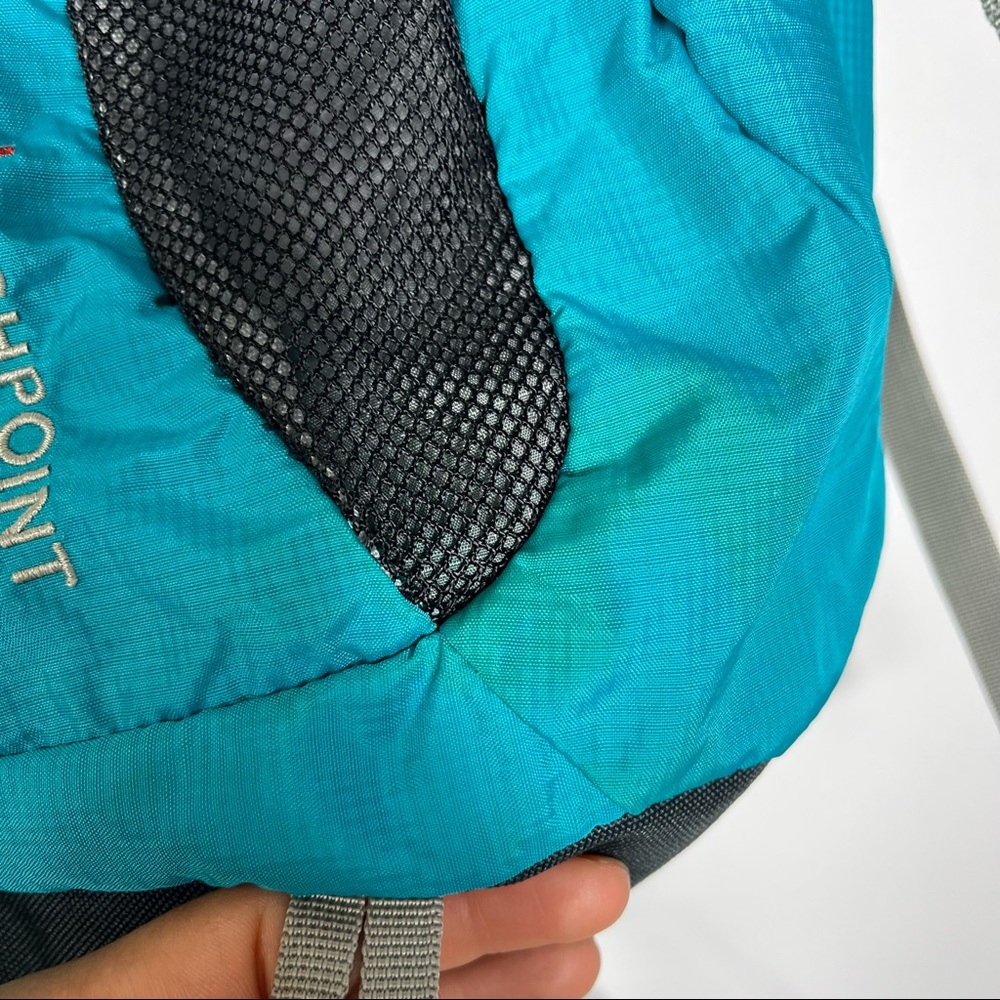 Eddie Bauer Blue Highpoint 30L Backpack - Picture 7 of 14